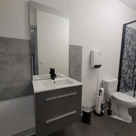 F1 Apartment