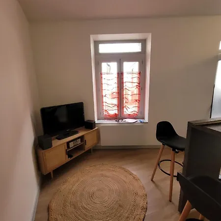 F1 Apartment